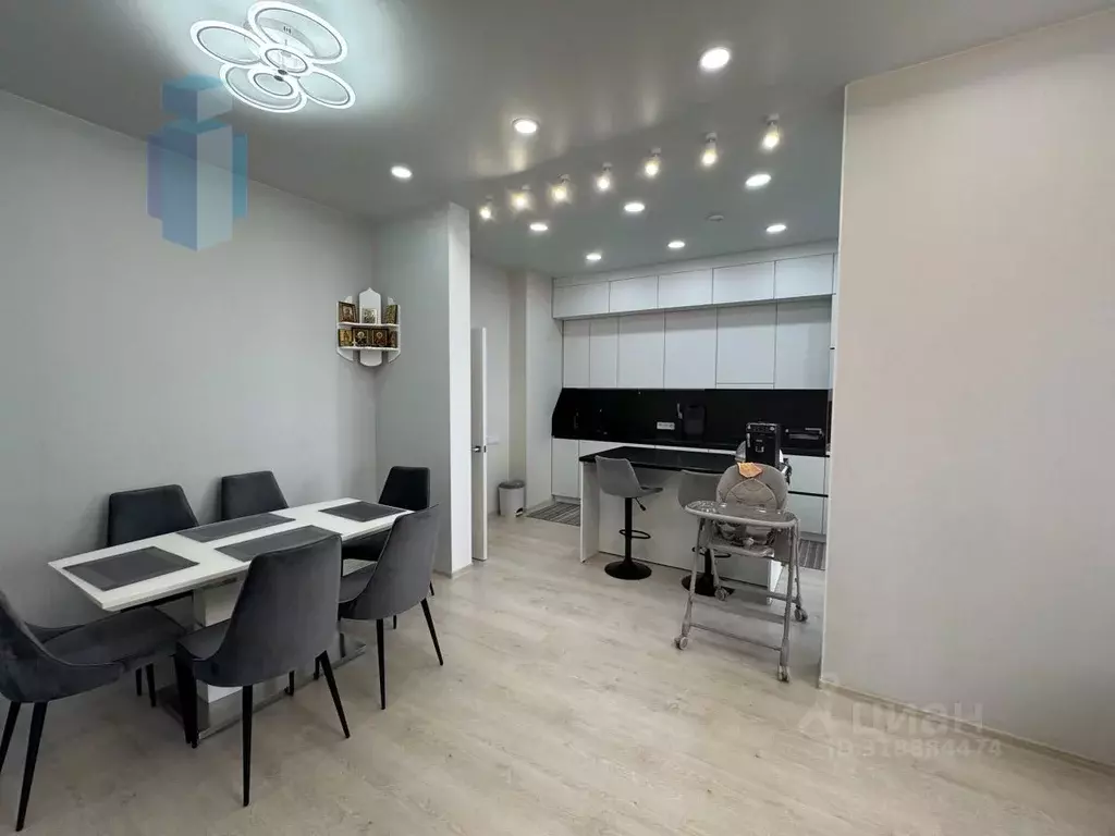 3-к кв. Нижегородская область, Нижний Новгород ул. Максима Горького, ... - Фото 1