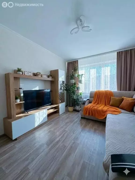 3-комнатная квартира: Чебоксары, Пролетарская улица, 5 (65.8 м) - Фото 1