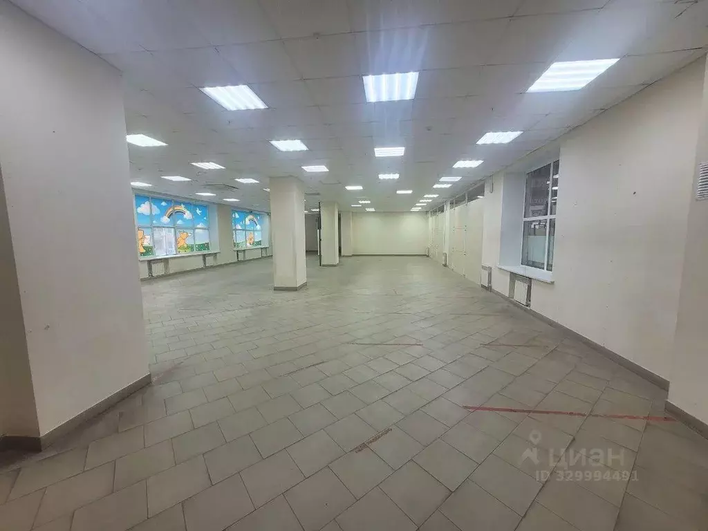 Помещение свободного назначения в Саратовская область, Саратов ул. ... - Фото 1
