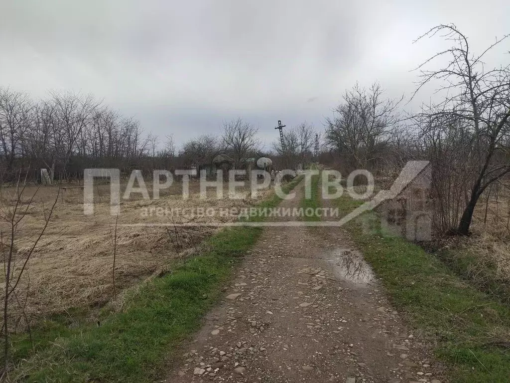 Участок в Краснодарский край, Абинский район, Ахтырское городское ... - Фото 0