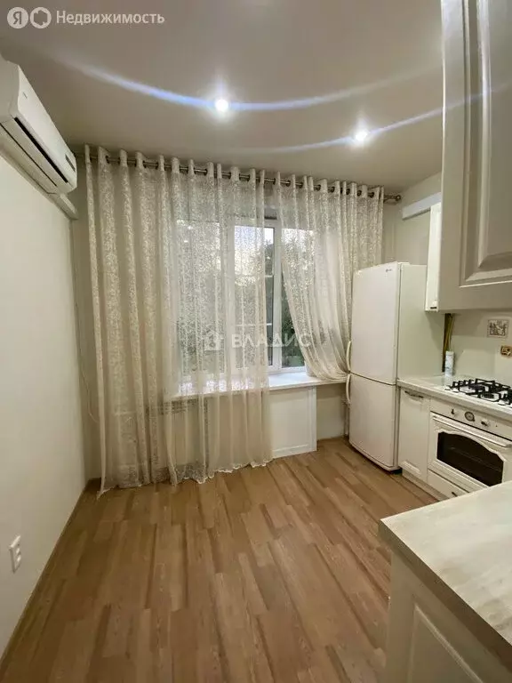 1-комнатная квартира: Волгоград, улица 40 лет ВЛКСМ, 22 (36 м) - Фото 1