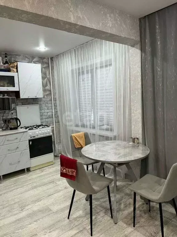 2-к кв. Иркутская область, Ангарск 92/93 кв-л, 17 (45.0 м) - Фото 0