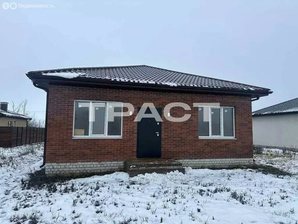 Дом в село Александровка, Лазурная улица, 74 (85 м) - Фото 1