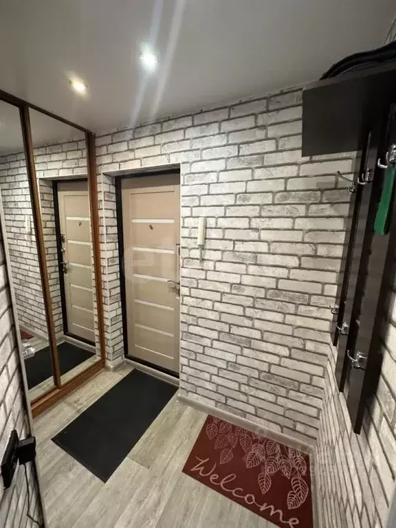 2-к кв. Тюменская область, Тюмень Полевая ул., 14 (36.0 м) - Фото 0