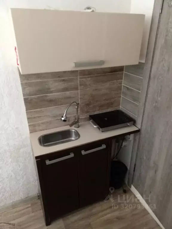 Студия Новосибирская область, Новосибирск Владимировская ул., 6 (10.0 ... - Фото 2