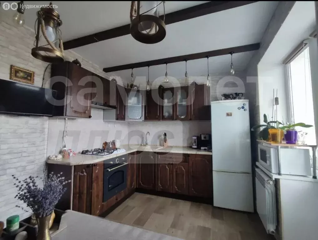 3-комнатная квартира: Перевальное, Октябрьская улица, 42 (68.4 м) - Фото 2