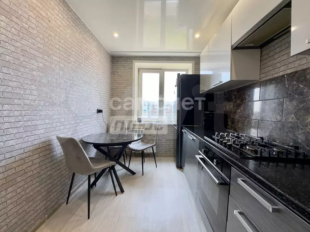 2-к. квартира, 45 м, 9/10 эт. - Фото 1