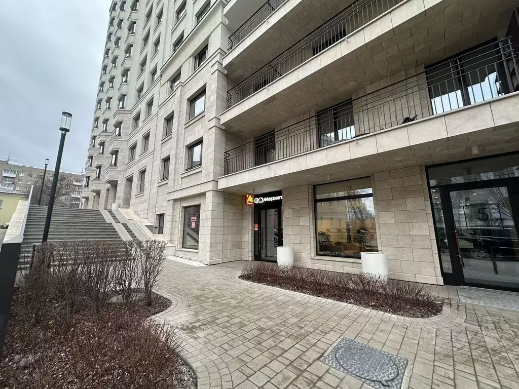 Помещение свободного назначения в Свердловская область, Екатеринбург ... - Фото 1