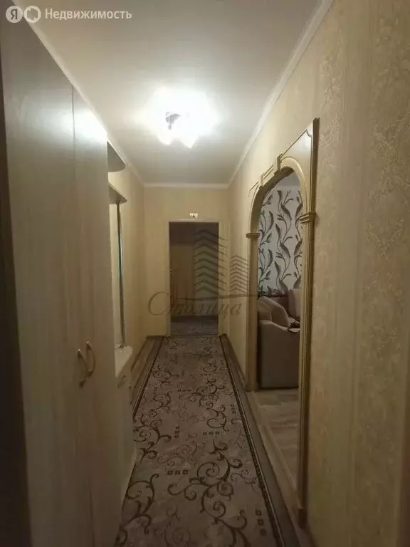 3-комнатная квартира: Старый Оскол, микрорайон Королёва, 12 (64 м) - Фото 0