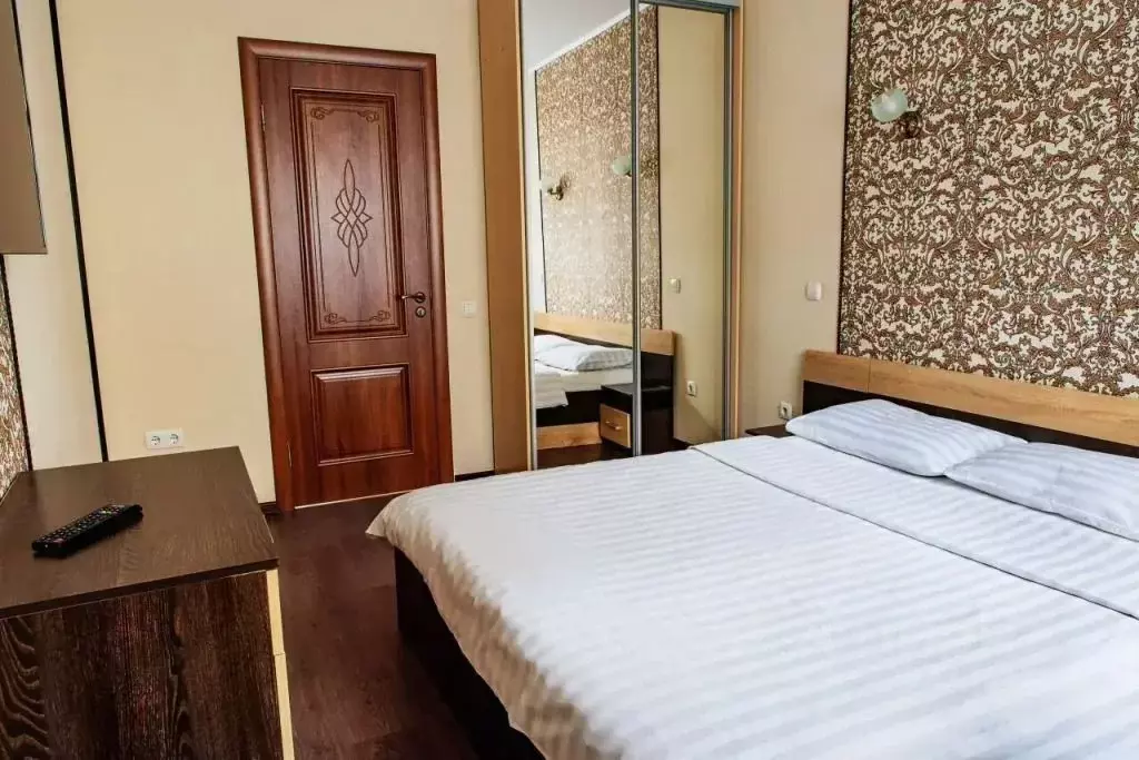 2-к кв. Крым, Симферополь ул. Крейзера, 14В (50.0 м) - Фото 2