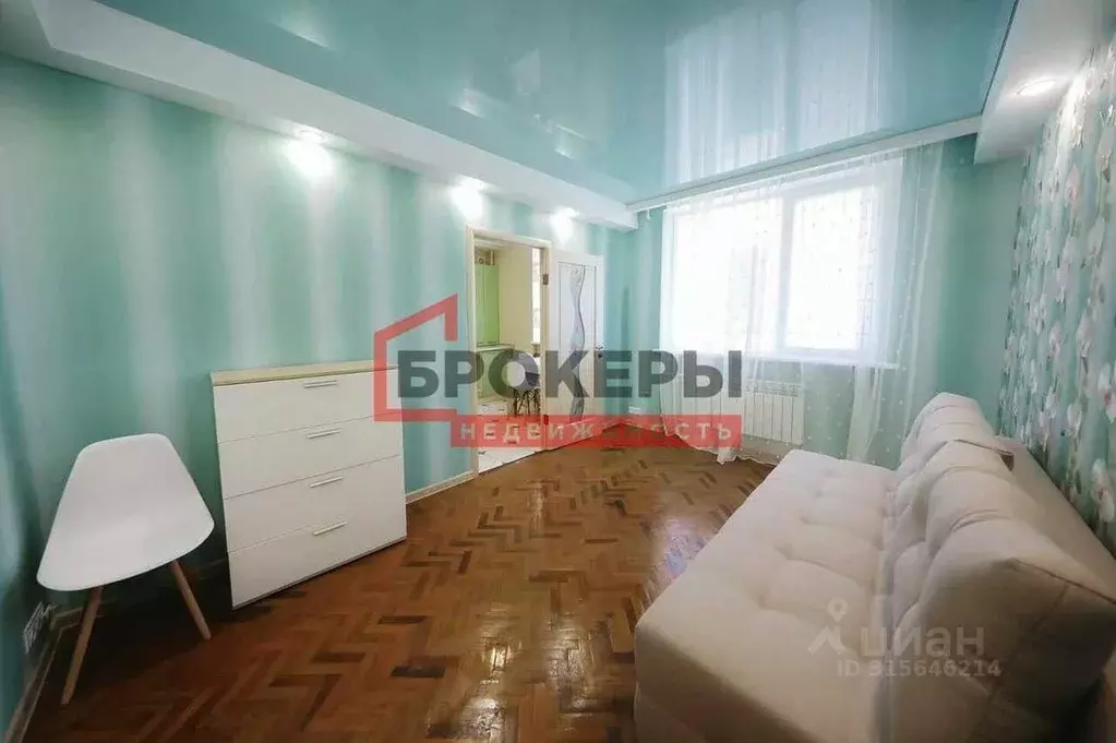 2-к кв. Севастополь ул. Хрусталева, 37 (43.6 м) - Фото 1