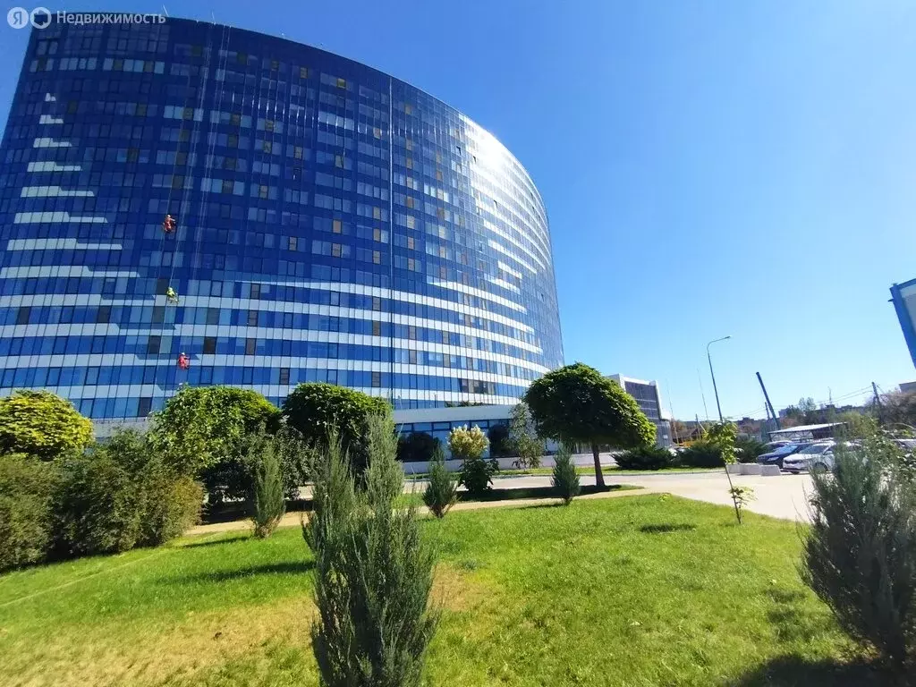2-комнатная квартира: Астрахань, улица Бабефа, 6Вк3 (106.2 м) - Фото 1