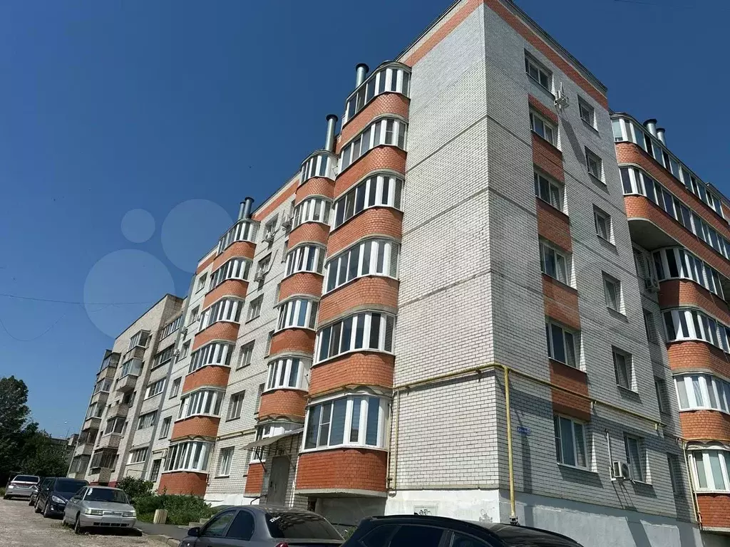 1-к. квартира, 46 м, 4/6 эт. - Фото 0