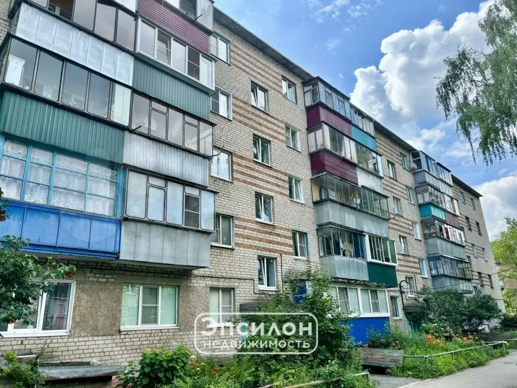 1-к. квартира, 30,4 м, 5/5 эт. - Фото 0