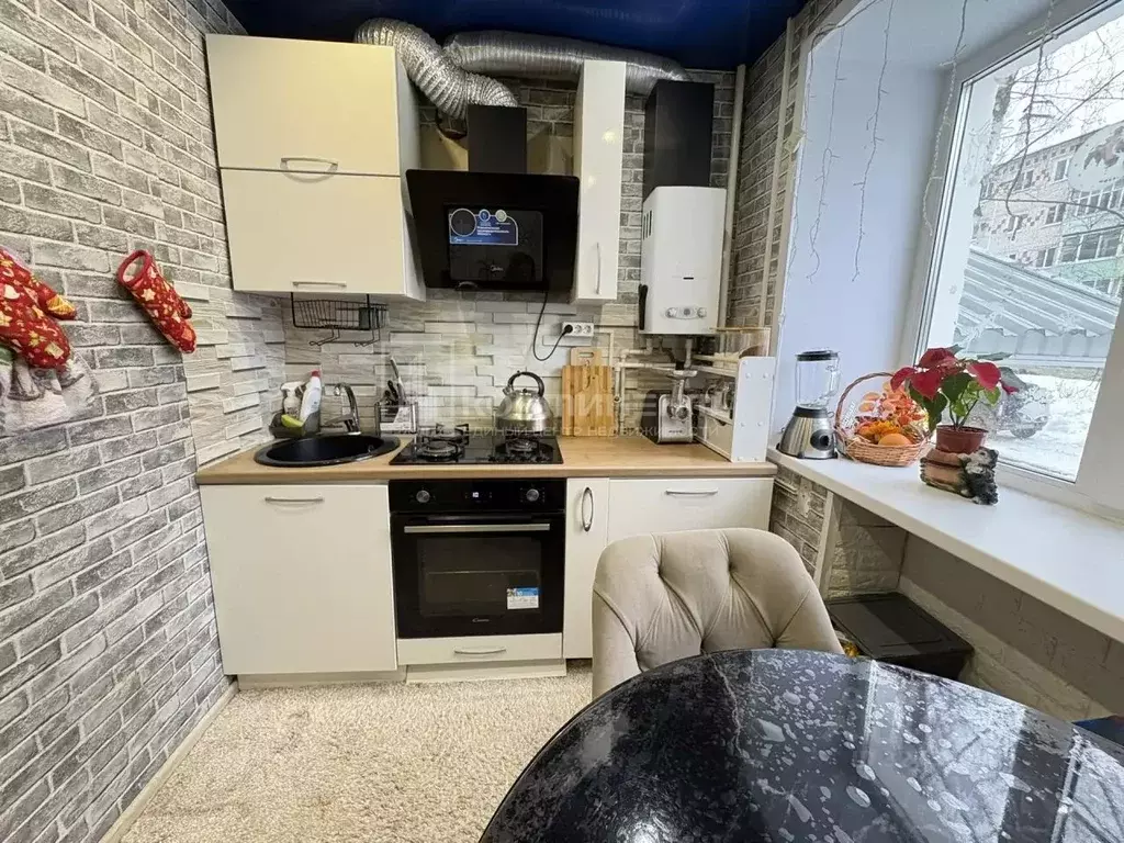 2-к кв. Владимирская область, Ковров Моховая ул., 1/5 (40.0 м) - Фото 2