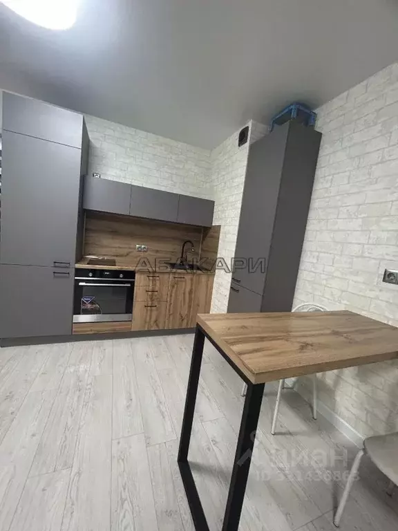 Студия Красноярский край, Красноярск ул. Петра Подзолкова, 3Б (38.0 м) - Фото 1