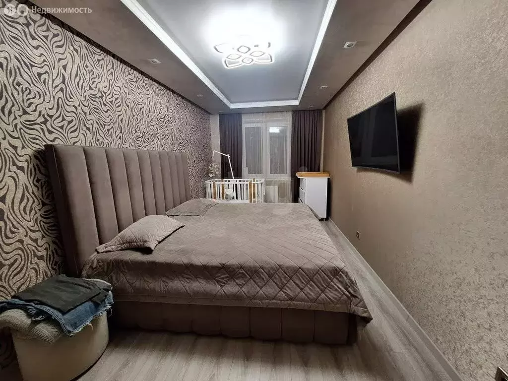 3-комнатная квартира: Челябинск, улица Университетская Набережная, 103 ... - Фото 1