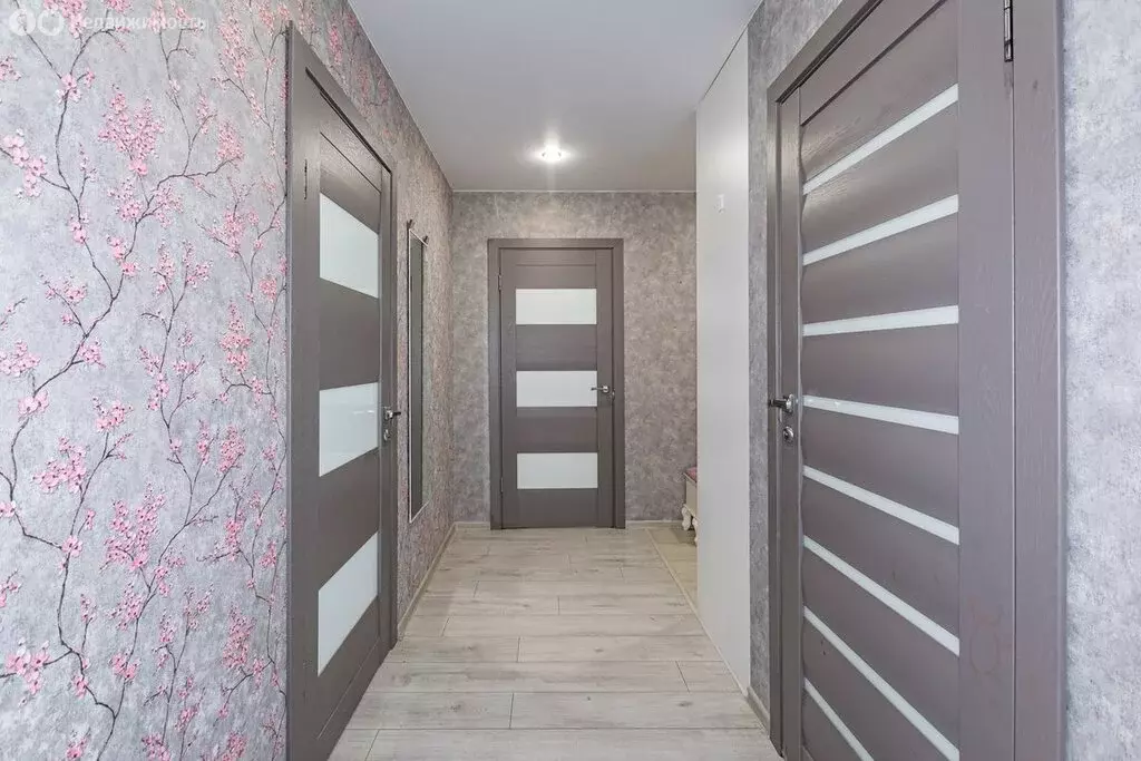 2-комнатная квартира: Екатеринбург, Таватуйская улица, 25к3 (71 м) - Фото 0