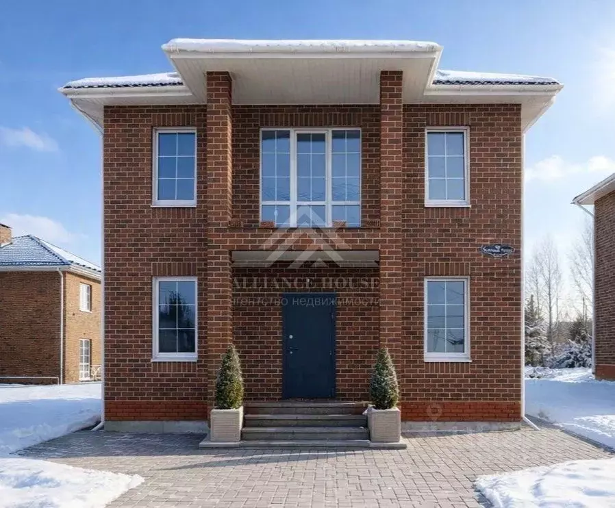 Дом в Татарстан, Казань ул. Зеленая Роща (150 м) - Фото 1