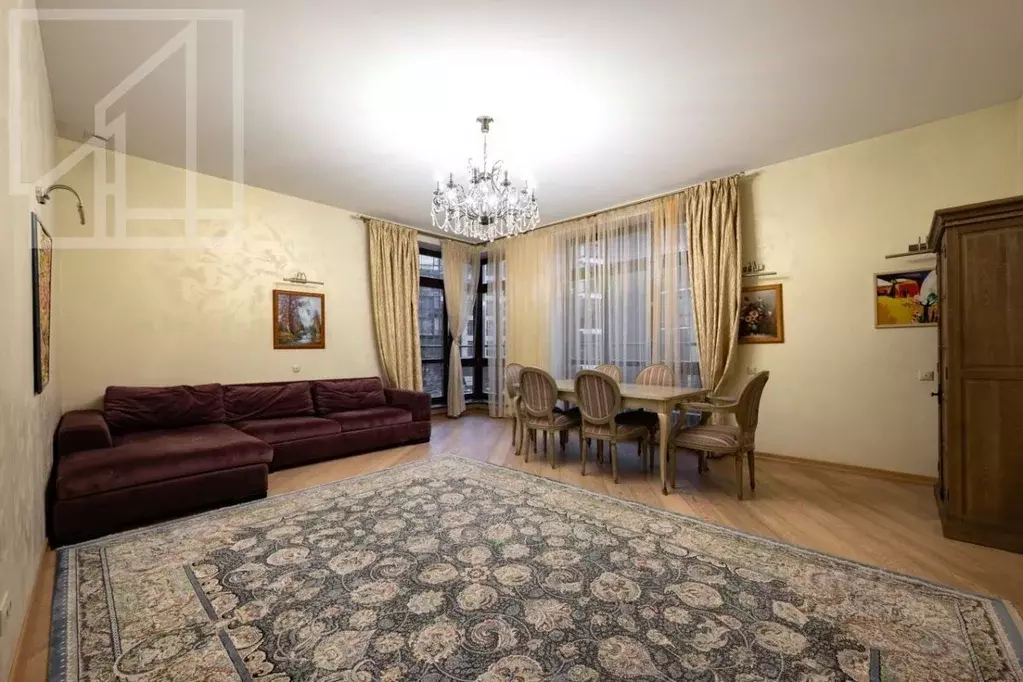 5-к кв. Москва Староволынская ул., 15к1 (170.0 м) - Фото 1