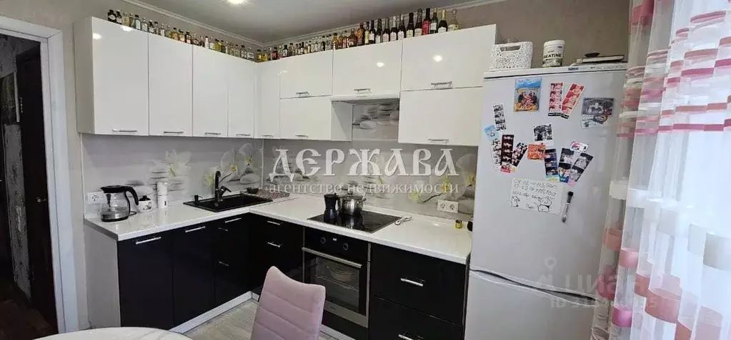 2-к кв. Белгородская область, Старый Оскол ул. Хмелева, 32 (43.1 м) - Фото 1