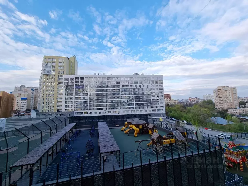 3-к кв. Башкортостан, Уфа ул. Октябрьской Революции, 19Б (100.0 м) - Фото 2