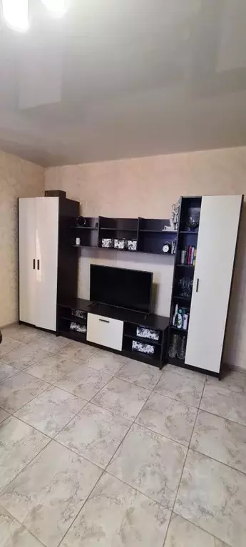 2-к кв. Свердловская область, Екатеринбург ул. Азина, 23 (49.0 м) - Фото 1
