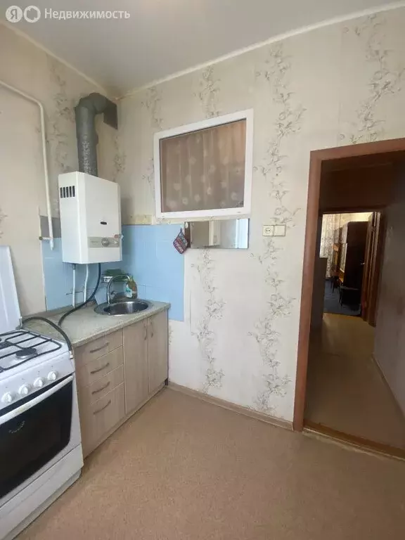 2-комнатная квартира: Еманжелинск, улица Гагарина, 3 (45 м) - Фото 1