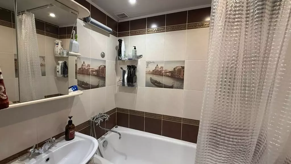 3-к кв. Иркутская область, Братск Депутатская ул., 17 (63.7 м) - Фото 2