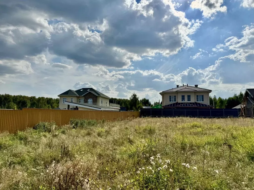 Участок в Московская область, Мытищи городской округ, д. Аксаково ул. ... - Фото 0