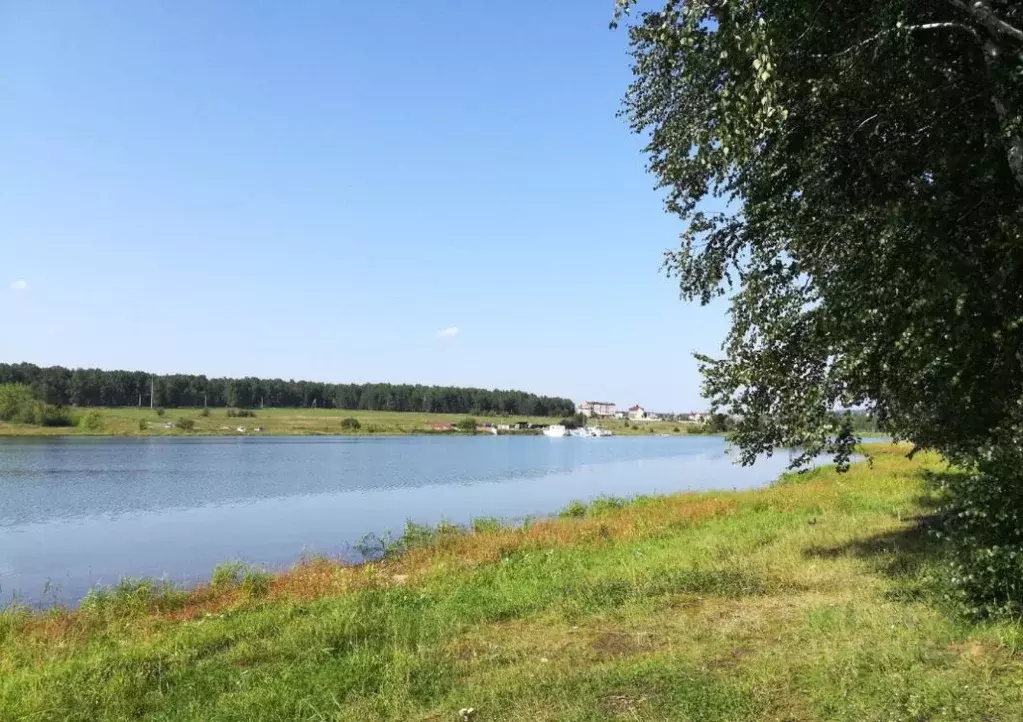 Участок в Иркутская область, Иркутский муниципальный округ, пос. ... - Фото 0