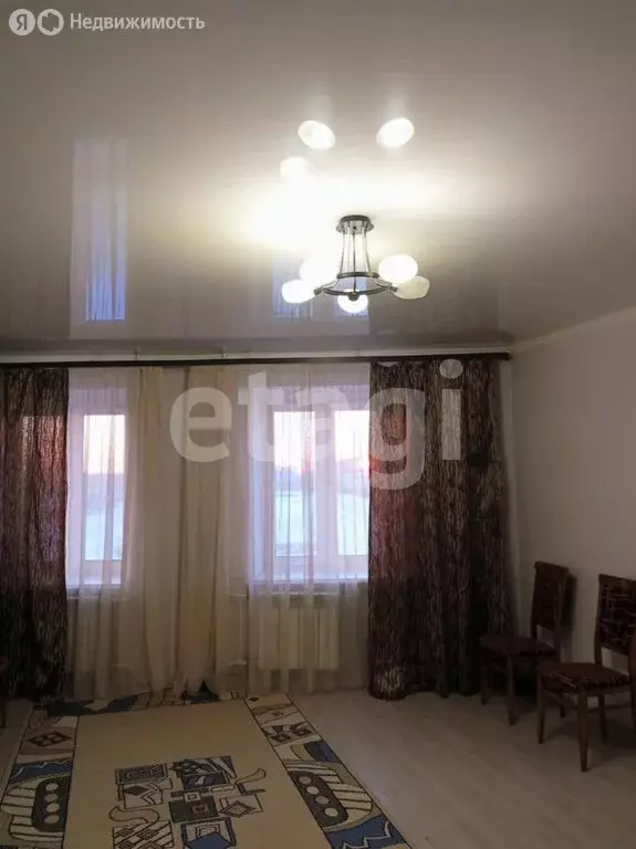 2-комнатная квартира: Тюмень, улица Клары Цеткин, 61к2 (72 м) - Фото 2