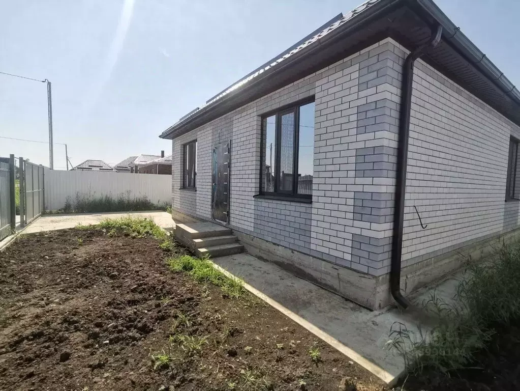 Дом в Краснодарский край, Краснодар Копанской хут., Малышок кв-л, 179 ... - Фото 1