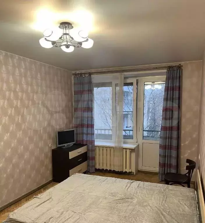 2-к. квартира, 41 м, 5/5 эт. - Фото 0