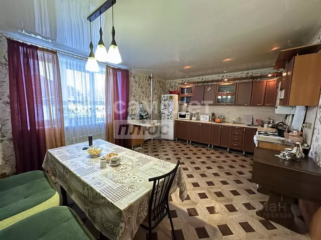 Дом в Башкортостан, Кумертау Земляничный пер., 14 (219 м) - Фото 1