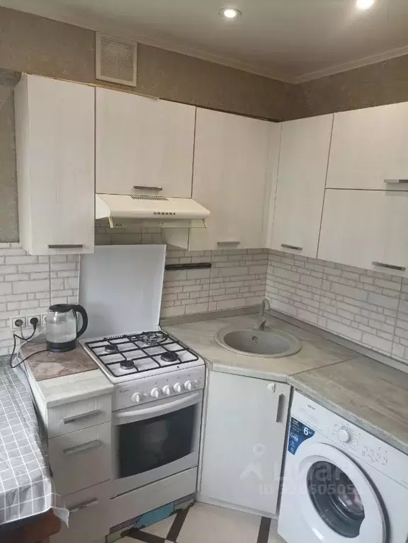1-к кв. Брянская область, Брянск ул. Дзержинского, 48 (31.0 м) - Фото 1