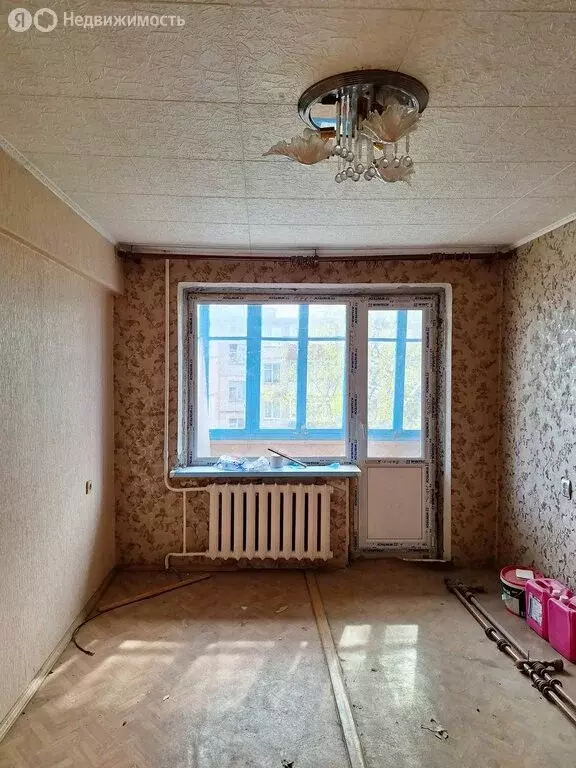 3-комнатная квартира: Мценск, улица Калинина, 12 (61.9 м) - Фото 1