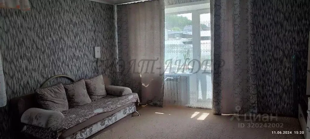 2-к кв. Алтай, Майминский район, с. Майма Трудовая ул., 45 (63.6 м) - Фото 0