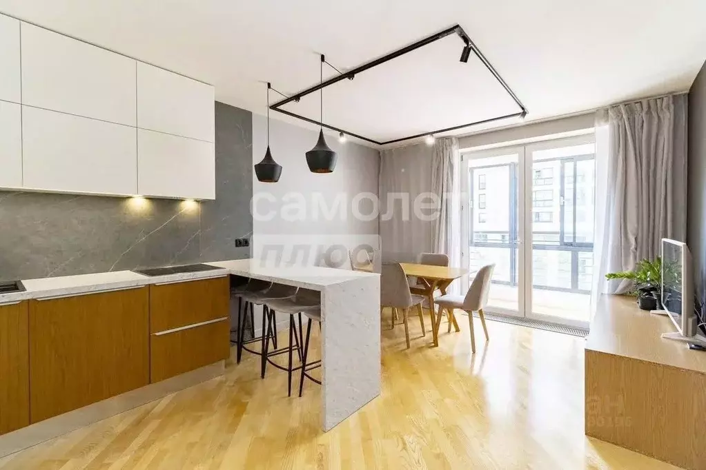 2-к кв. Тюменская область, Тюмень ул. 50 лет Октября, 57А (61.3 м) - Фото 1