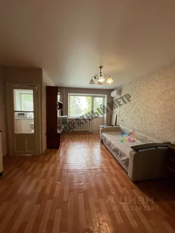 1-к кв. Калмыкия, Элиста 1-й мкр, 28 (32.3 м) - Фото 0
