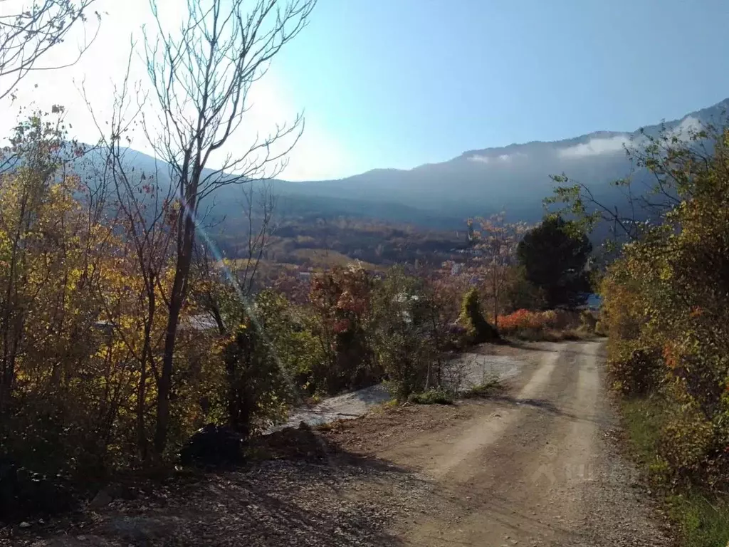 Участок в Крым, Ялта ул. Большевистская (10.0 сот.) - Фото 1