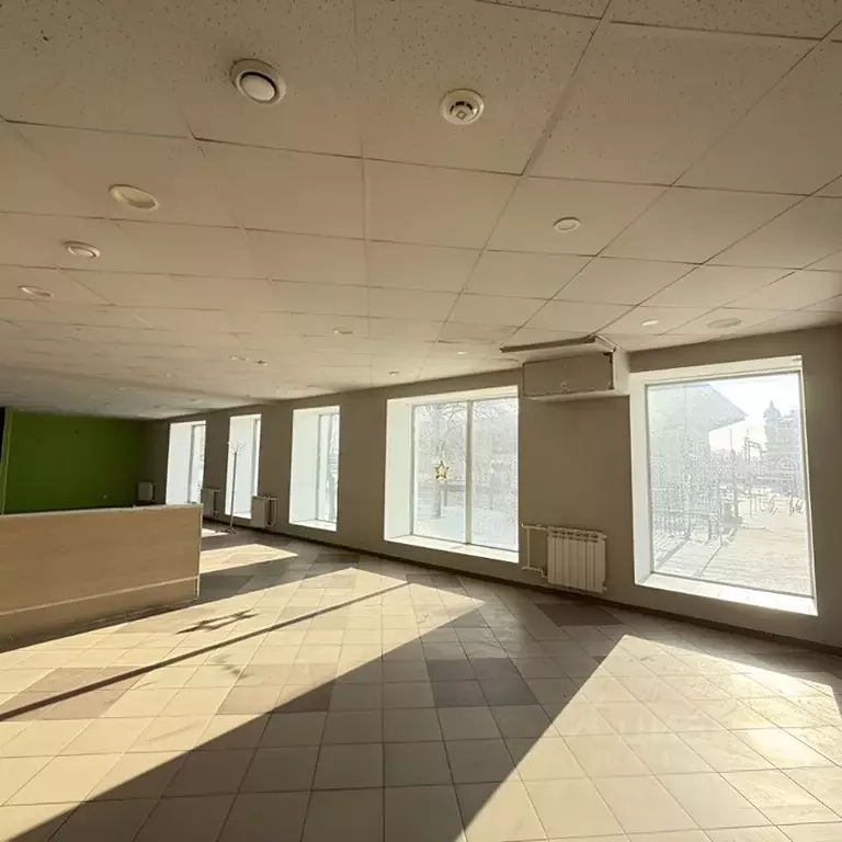 Помещение свободного назначения в Томская область, Томск просп. ... - Фото 1