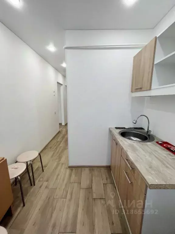1-к кв. Свердловская область, Екатеринбург ул. Онежская, 9 (30.0 м) - Фото 1