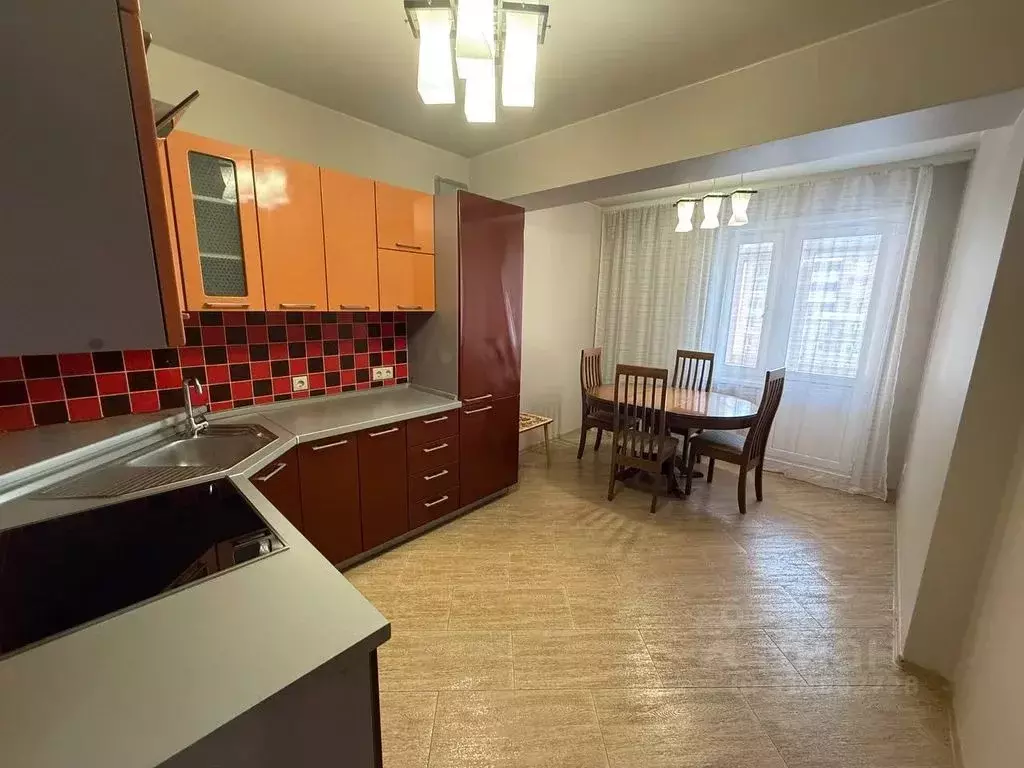 3-к кв. Иркутская область, Иркутск ул. Терешковой, 21 (88.0 м) - Фото 1