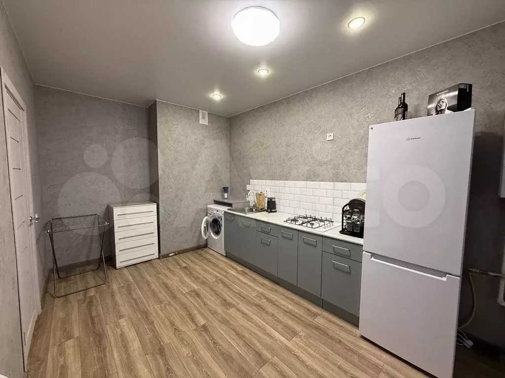 1-к. квартира, 35 м, 4/11 эт. - Фото 1