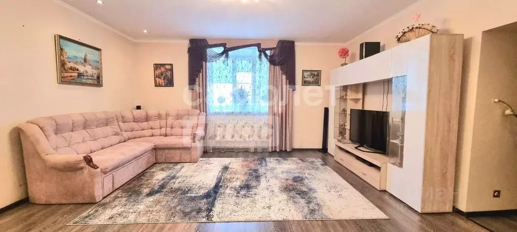 Дом в Калужская область, Дзержинский район, Полотняный Завод городское ... - Фото 1