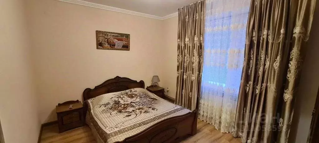 1-к кв. Северная Осетия, Владикавказ Кырджалийская ул., 8 (74.0 м) - Фото 1