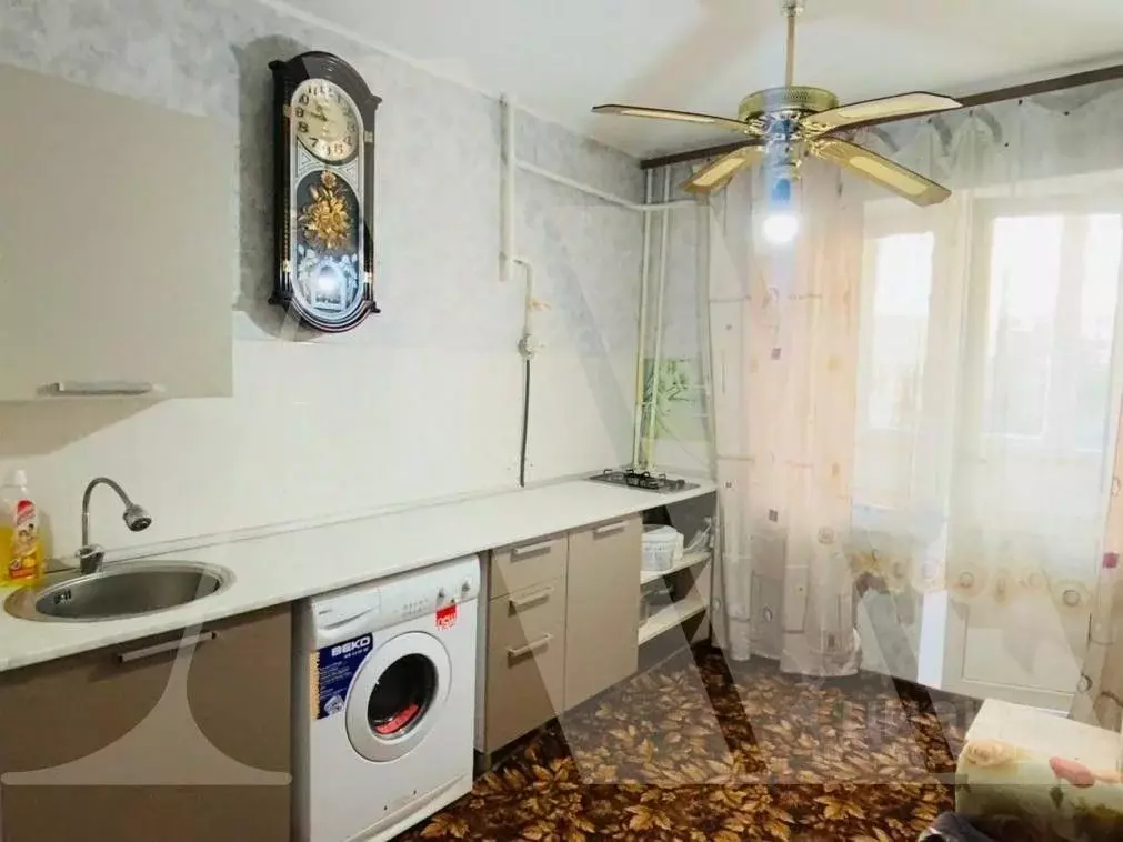 1-к кв. Омская область, Омск ул. Завертяева, 7к4 (35.0 м) - Фото 0
