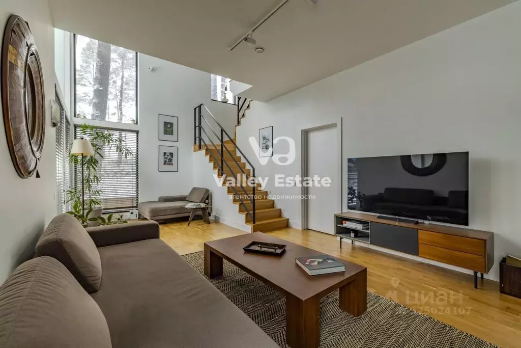 Дом в Ленинградская область, Выборгский район, Первомайское с/пос, ... - Фото 1