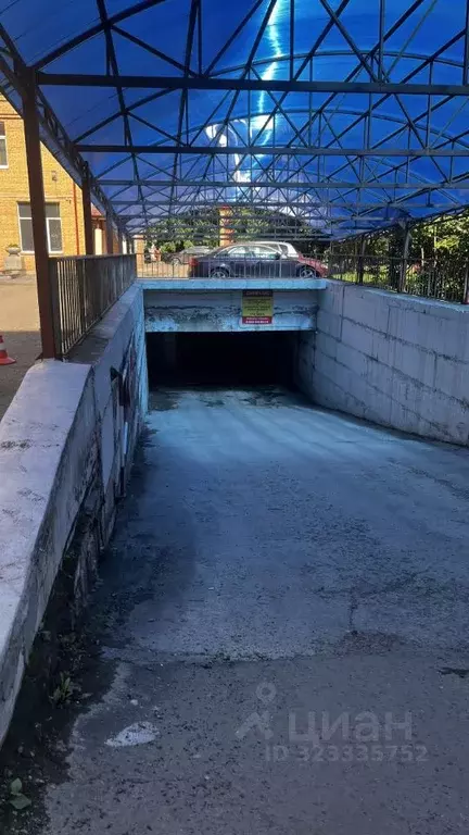 Гараж в Красноярский край, Красноярск ул. Авиаторов, 29 (17 м) - Фото 0